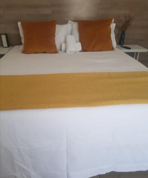 Riverside guesthouse